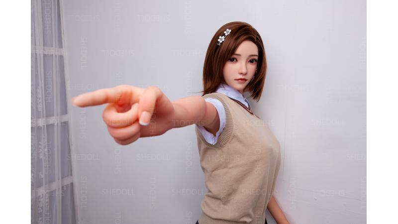 究極のアニメキャラクター再現：160cm貧乳ボディ＆TPE素材の完全オーダーメイドドール