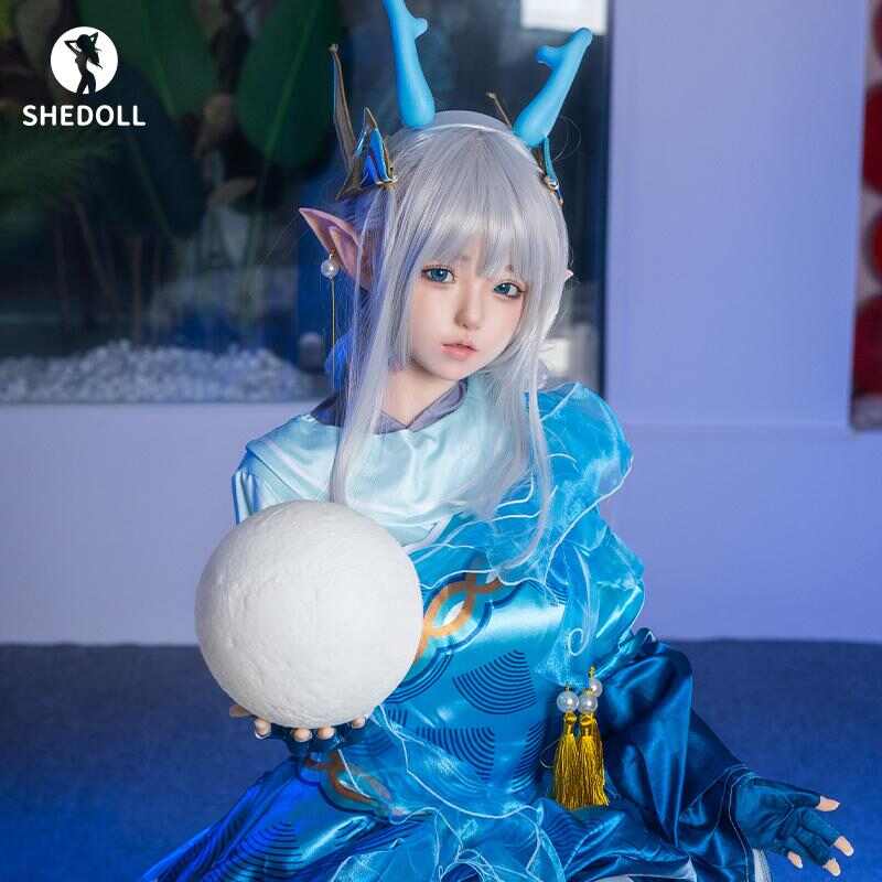 SHEDOLL エリン 148cm｜Dカップ｜瑶「山海·碧波行」コスプレ｜銀髪龍角エルフ耳｜発熱軽量ボディ+リアル口腔｜王者栄耀 同棲人形