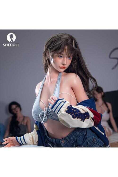 SHEDOLL 塔莎 - 165cm E罩杯東歐尤物・灰系綁帶戰袍誘惑｜仿真植毛・加熱震動・1:1私密訂製｜征服慾望的奢華藏品